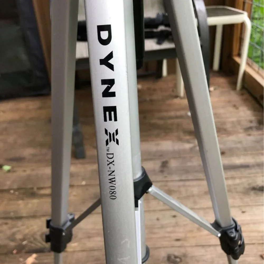 Dynex DX-NW080 Lightweight 21